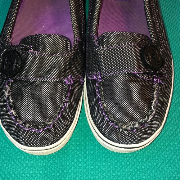 girls black vans size 4